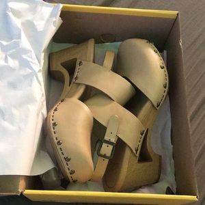 Dansko wedges